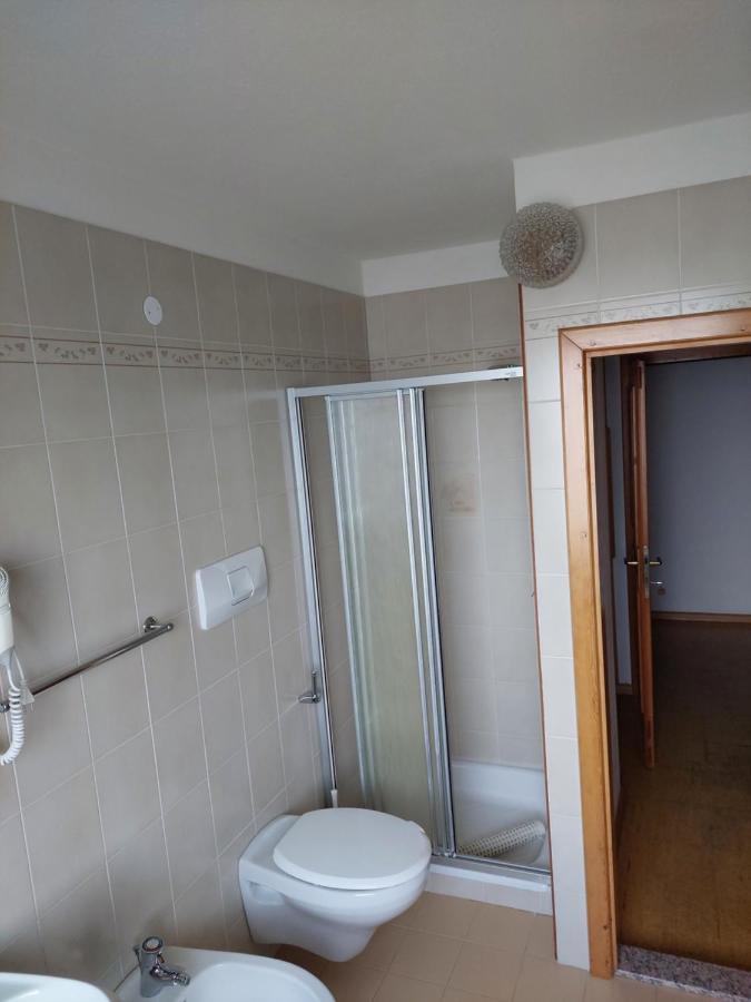 Albergo Scoiattolo Tret ภายนอก รูปภาพ